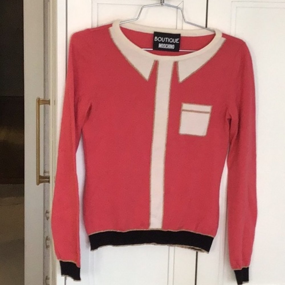 Boutique Moschino women’s sweater